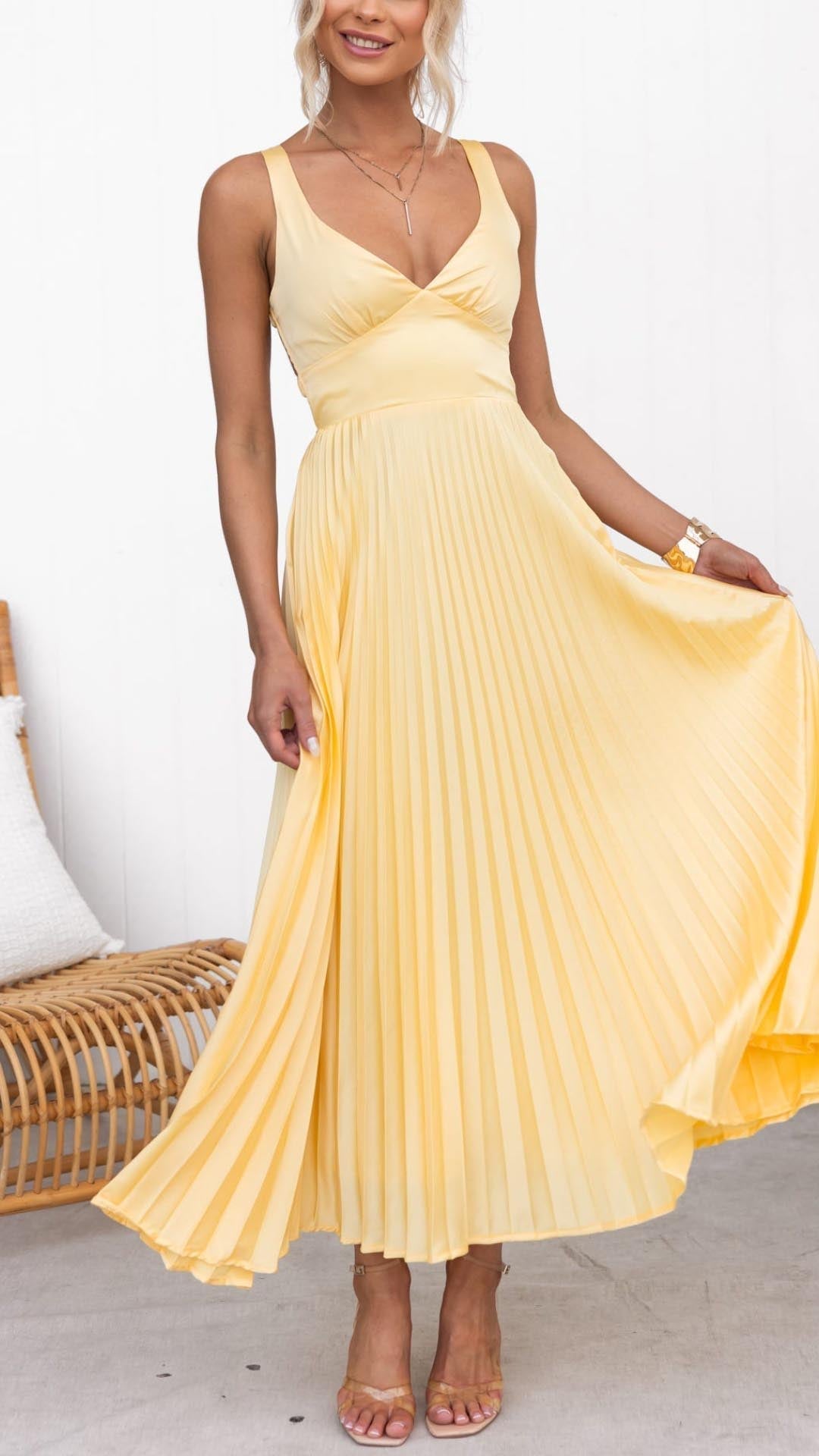 Valmere™ | Jane Pleated V-Neck Maxi Dress