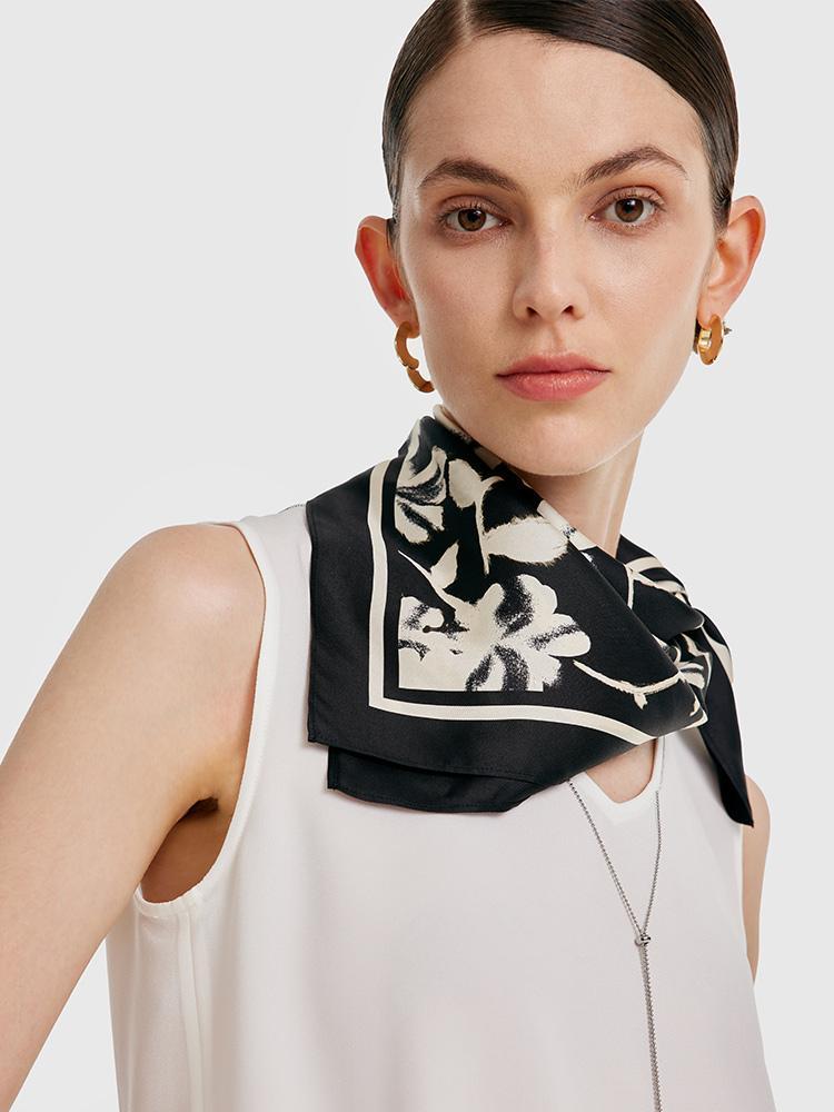 Valmere™ | Silk Scarf 61 Square