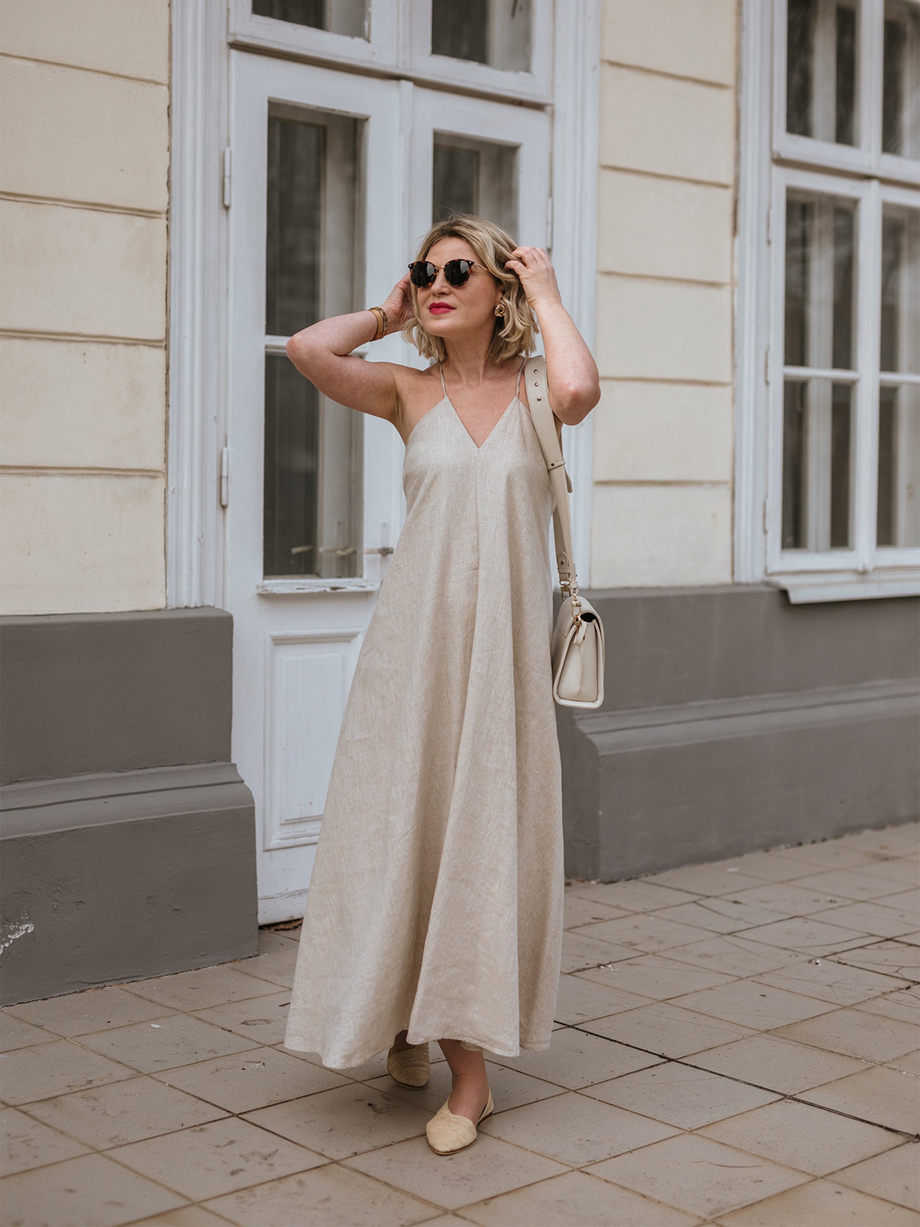Valmere™ | 100% Linen Backless Strap Dress