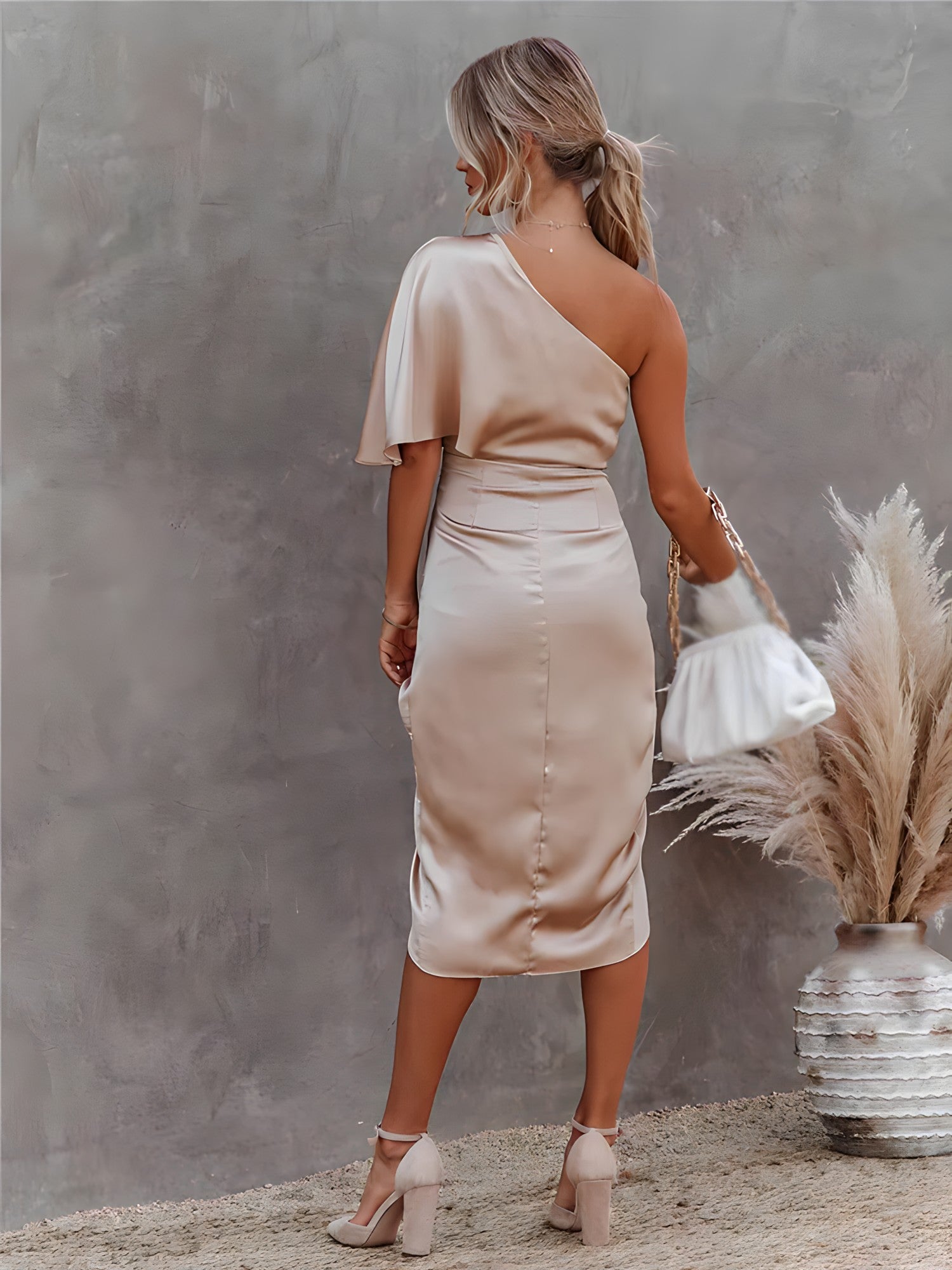 Valmere™ | Gaby Elegant Midi Dress