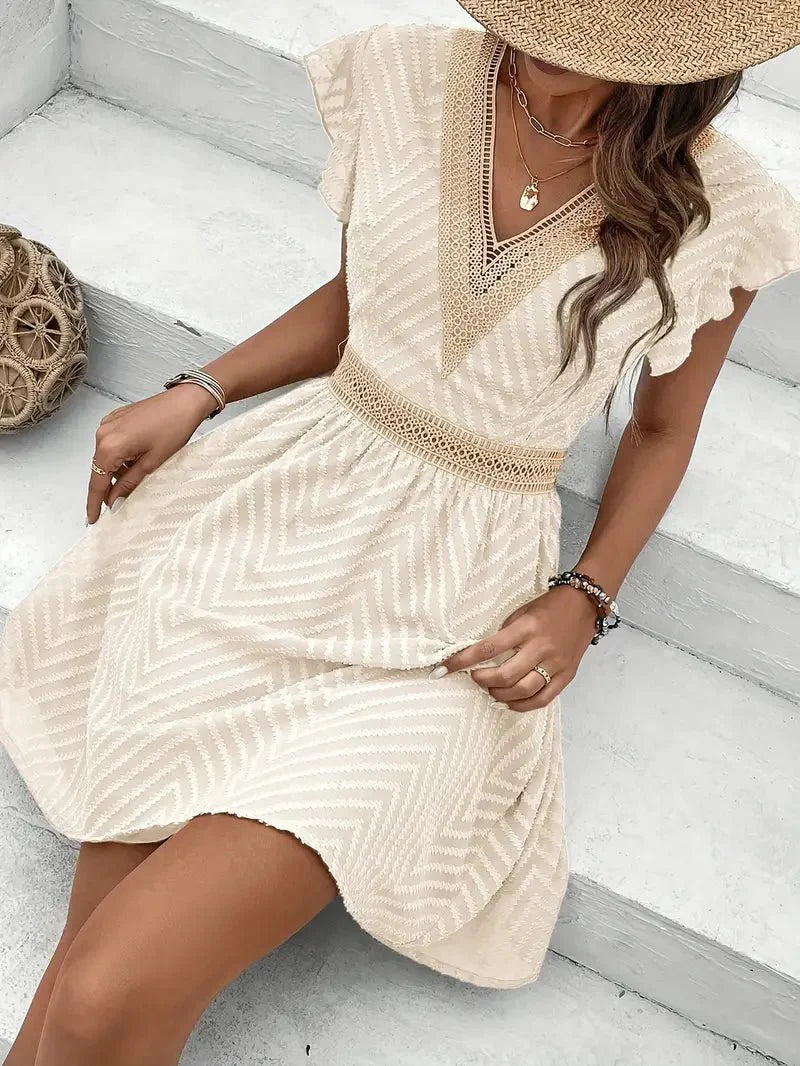 Valmere™ | Elara Elegant Sweetheart Dress