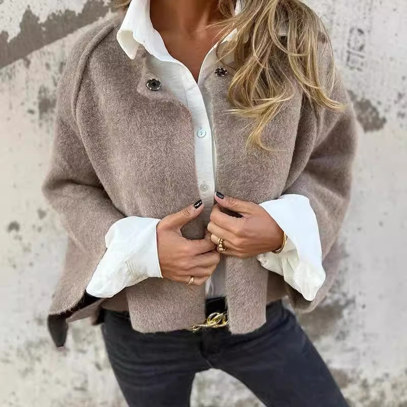 Valmere™ | Elise coat with chic flared sleeves
