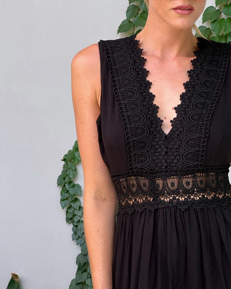 Valmere™ | Alora Lace Midi