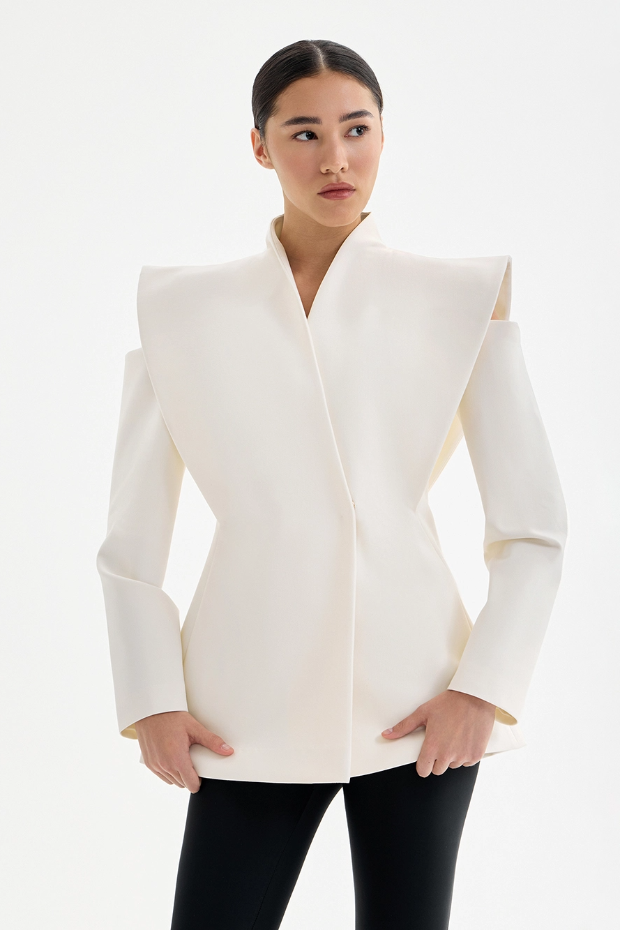 Valmere™ | Valeria Sculptural Shoulder Blazer