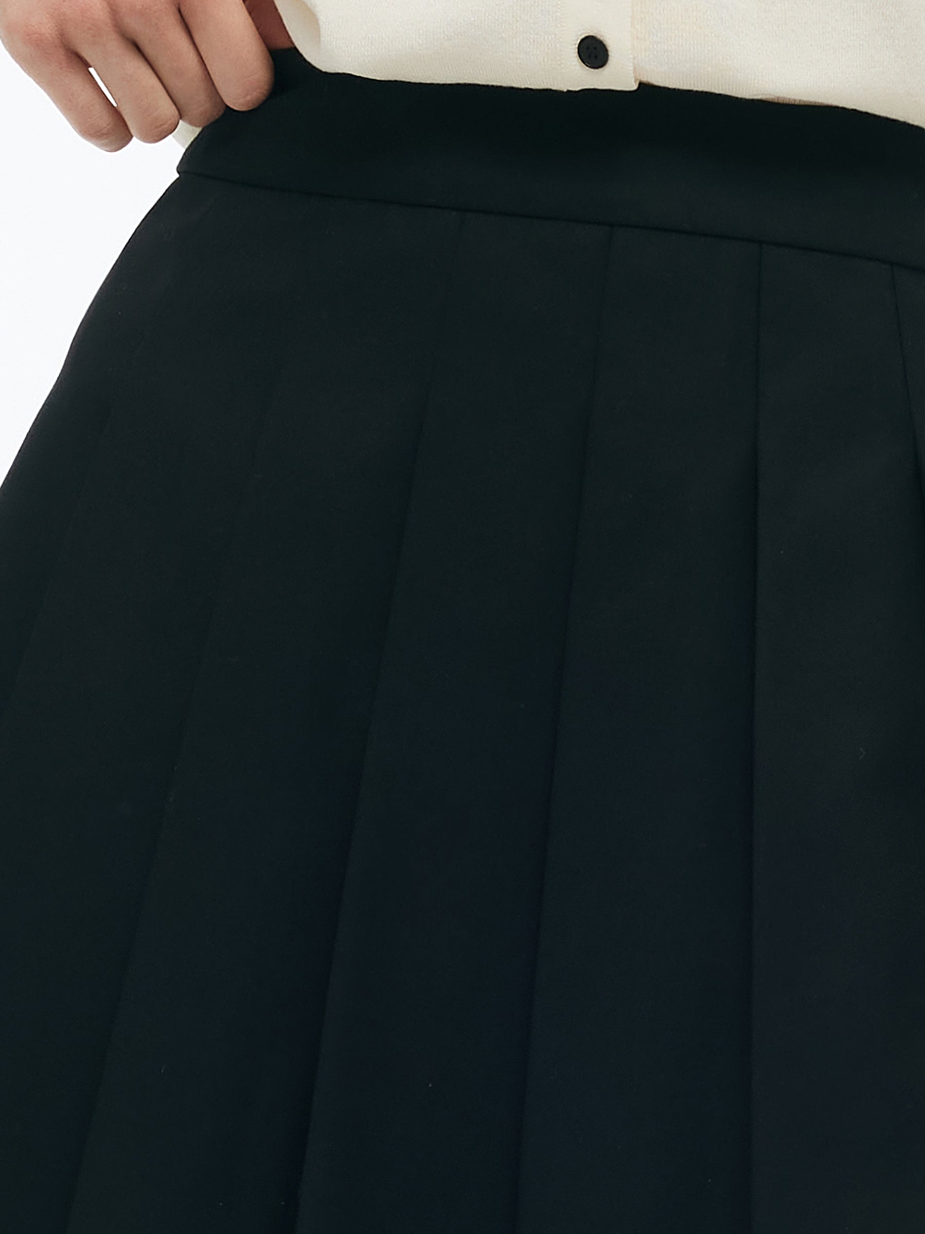 Valmere™ | Pleated Mini Skirt