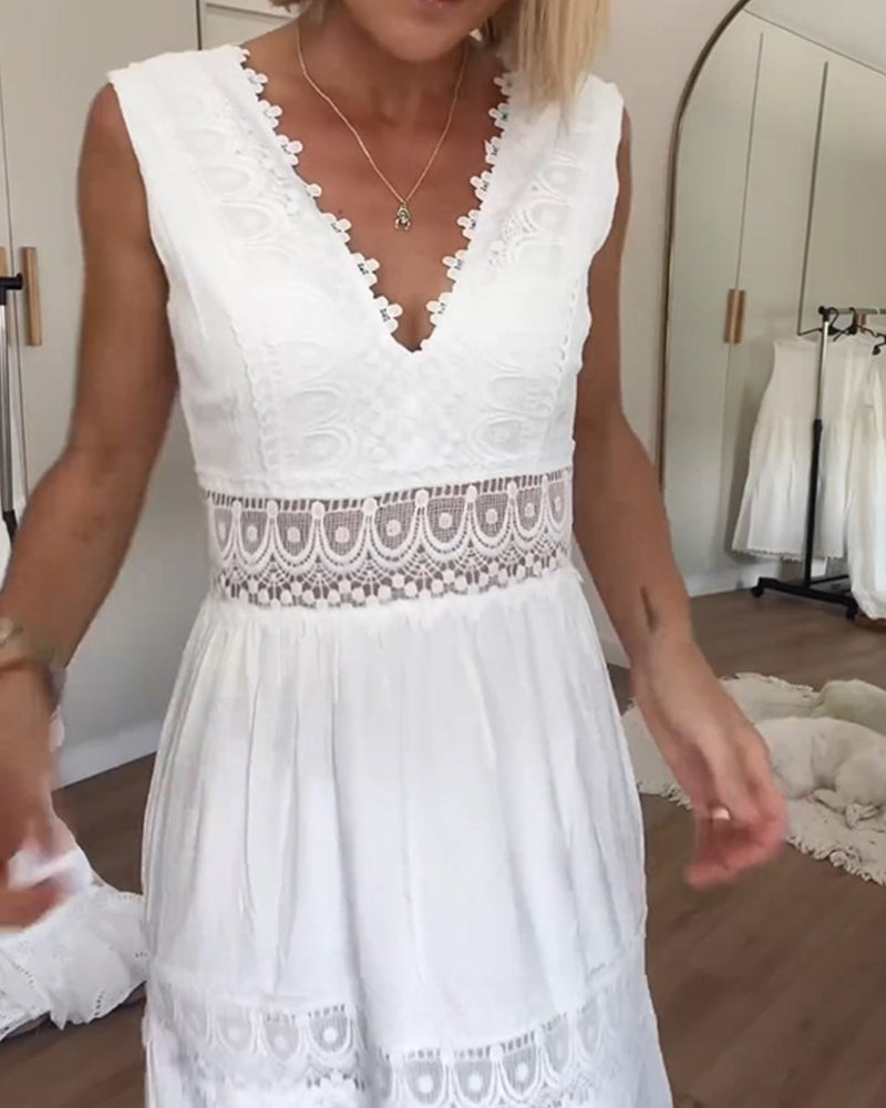 Valmere™ | Alora Lace Midi