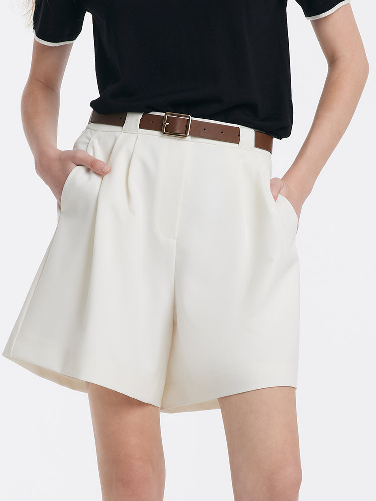 Valmere™ | White Loose Shorts