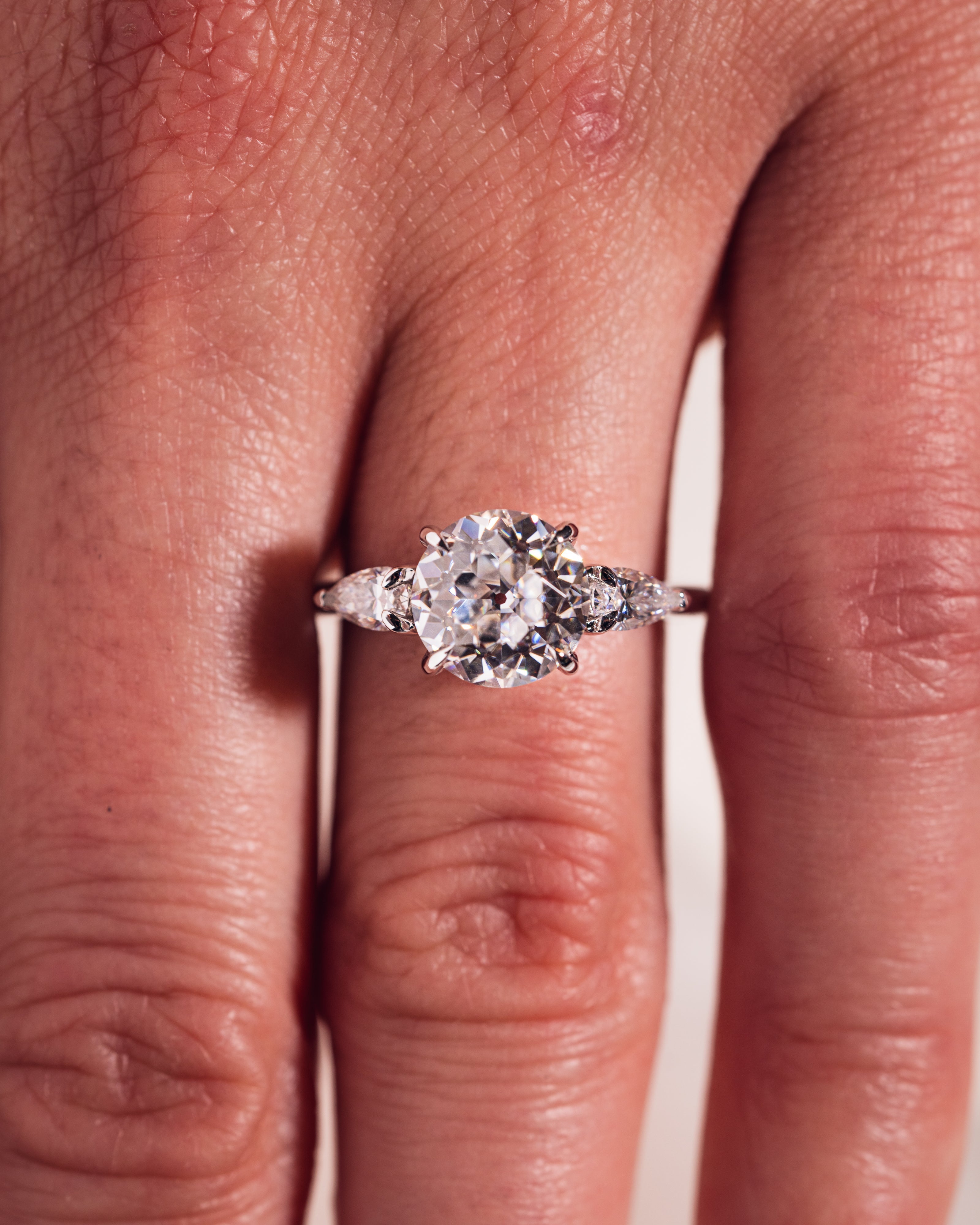 Nicola - Round & Pear | Silver
