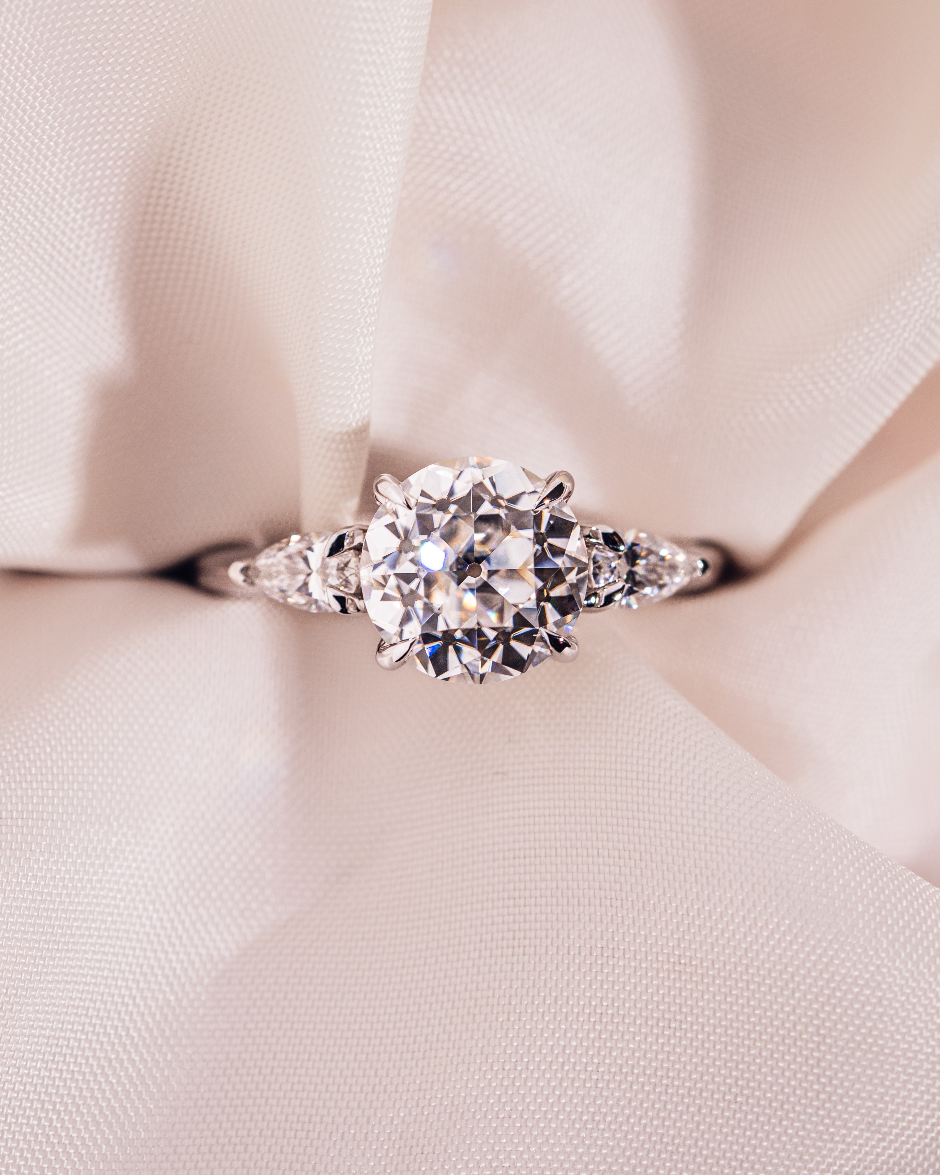 Nicola - Round & Pear | Silver