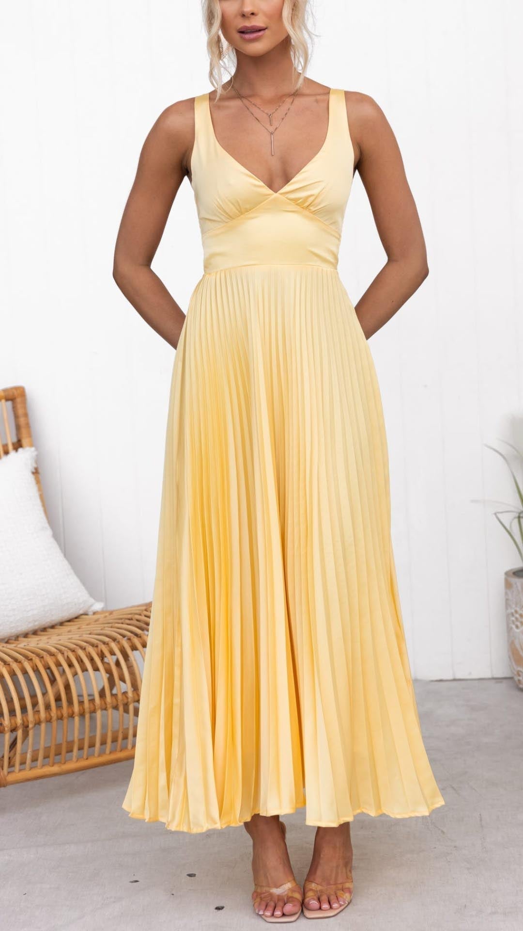 Valmere™ | Jane Pleated V-Neck Maxi Dress