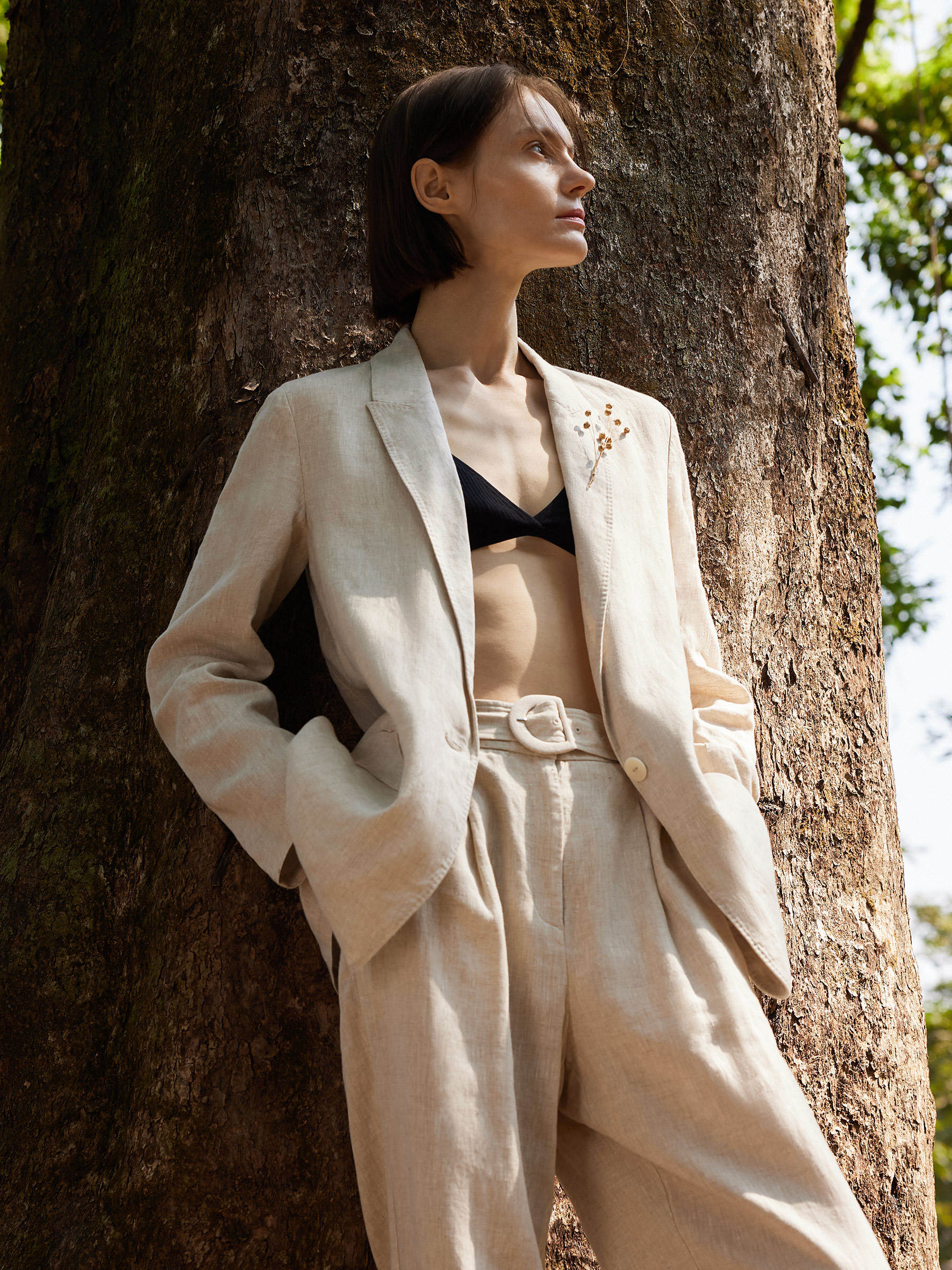 Valmere™ | 100% Linen Back Slit Blazer